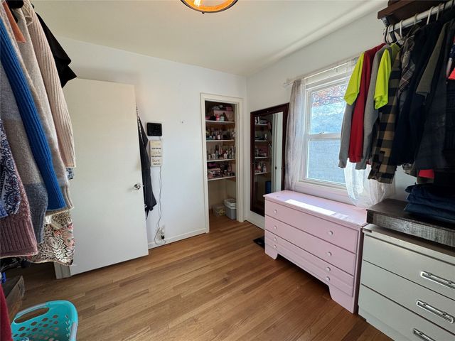 307 E 19th Street N, Newton, IA 50208