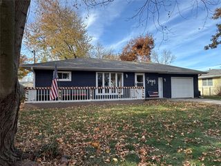 307 E 19th Street N, Newton, IA 50208