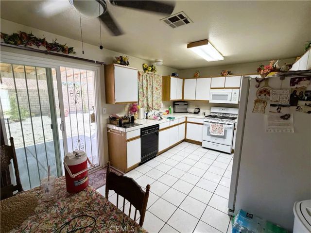 37822 Antibes Court, Palmdale, CA 93552