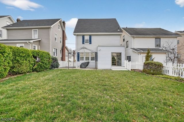 98 Hedden Ter, North Arlington Boro, NJ 07031