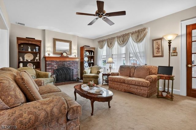 98 Hedden Ter, North Arlington Boro, NJ 07031