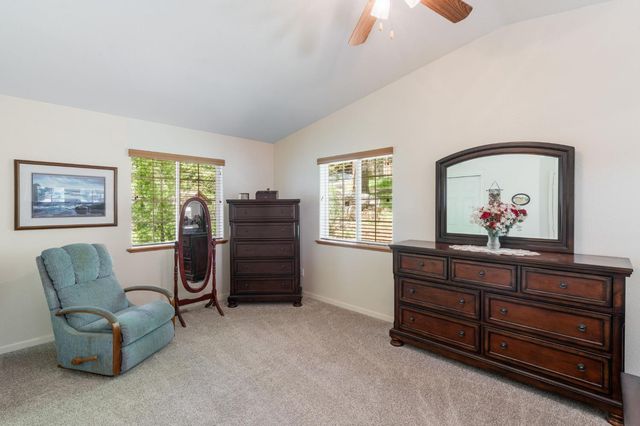 6221 Speckled Rd, Pollock Pines, CA 95726