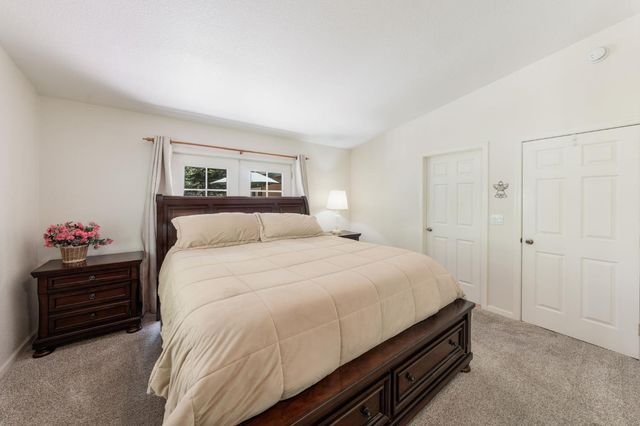 6221 Speckled Rd, Pollock Pines, CA 95726