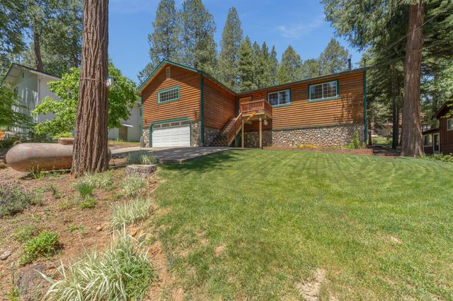 6221 Speckled Rd, Pollock Pines, CA 95726