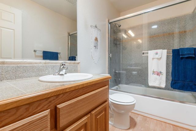 6221 Speckled Rd, Pollock Pines, CA 95726