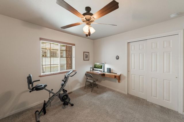 6221 Speckled Rd, Pollock Pines, CA 95726