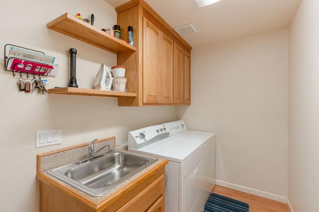 6221 Speckled Rd, Pollock Pines, CA 95726