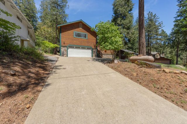 6221 Speckled Rd, Pollock Pines, CA 95726
