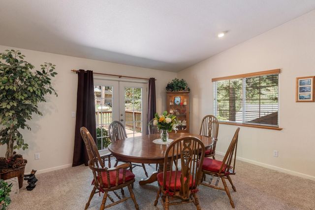 6221 Speckled Rd, Pollock Pines, CA 95726