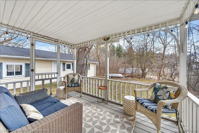 205 S Lake Pleasant Road, Attica Township, MI 48412