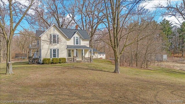 205 S Lake Pleasant Road, Attica Township, MI 48412