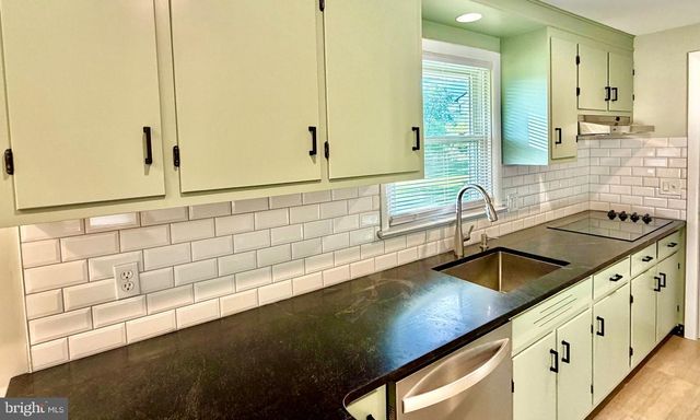 902 ROUTE 113, Sellersville, PA 18960