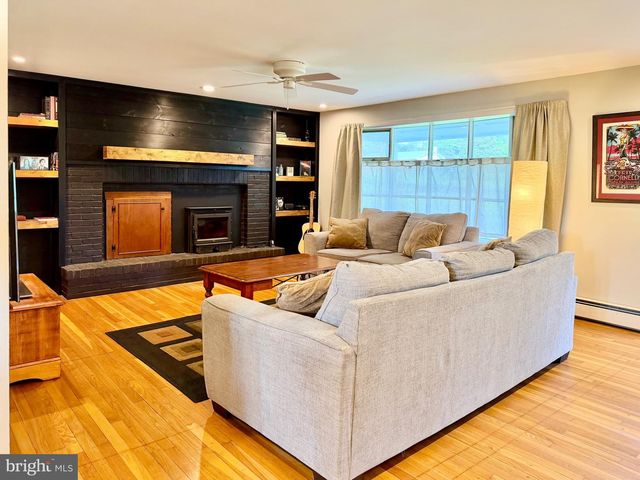 902 ROUTE 113, Sellersville, PA 18960