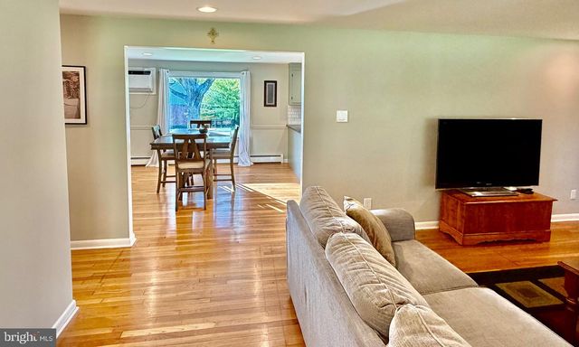 902 ROUTE 113, Sellersville, PA 18960