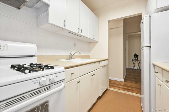 28-02 141st Street 1C, Flushing, NY 11354