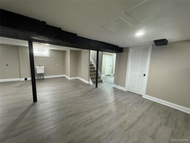 18421 Kentucky Street, Detroit, MI 48221