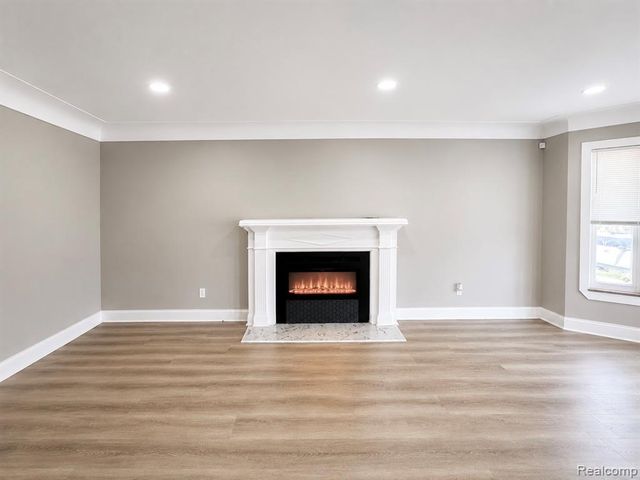 18421 Kentucky Street, Detroit, MI 48221