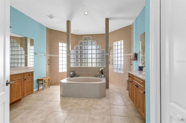 1146 ROTONDA CIRCLE, Rotonda West, FL 33947