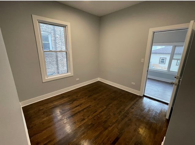 2442 N Lawndale Avenue, Chicago, IL 60647