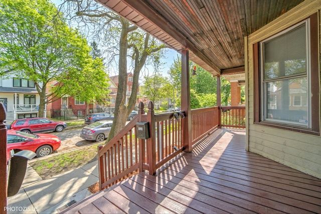 2442 N Lawndale Avenue, Chicago, IL 60647