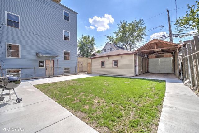 2442 N Lawndale Avenue, Chicago, IL 60647