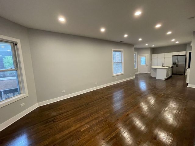 2442 N Lawndale Avenue, Chicago, IL 60647