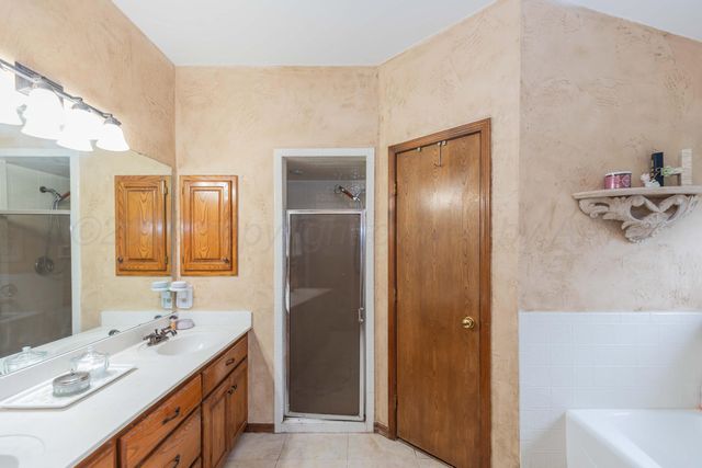 6806 Michelle Drive, Amarillo, TX 79109