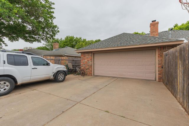 6806 Michelle Drive, Amarillo, TX 79109