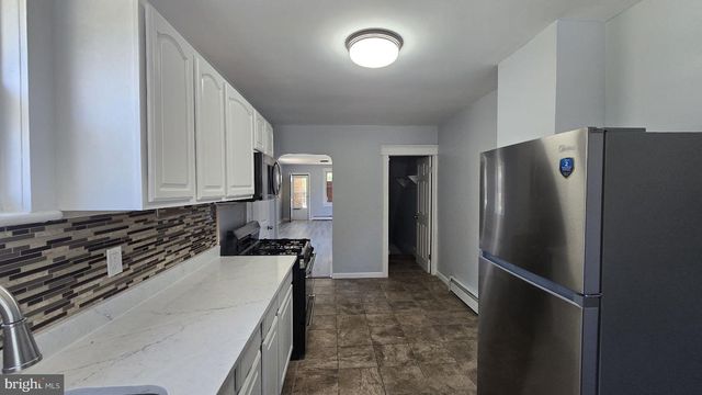 41 HOLLYWOOD AVE, Trenton, NJ 08609