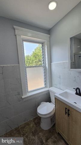 41 HOLLYWOOD AVE, Trenton, NJ 08609