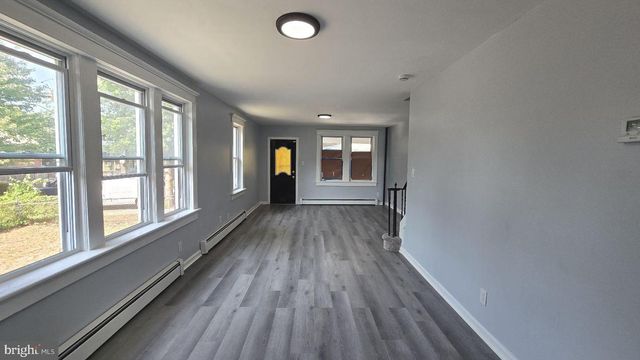 41 HOLLYWOOD AVE, Trenton, NJ 08609