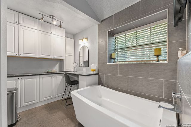 12503 WANDERING TRL, San Antonio, TX 78249