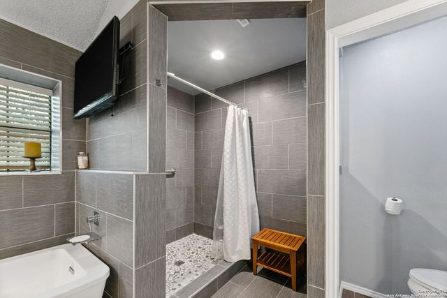 12503 WANDERING TRL, San Antonio, TX 78249