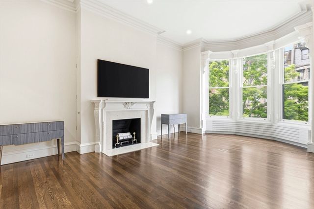 122 Marlborough Street, Boston, MA 02116