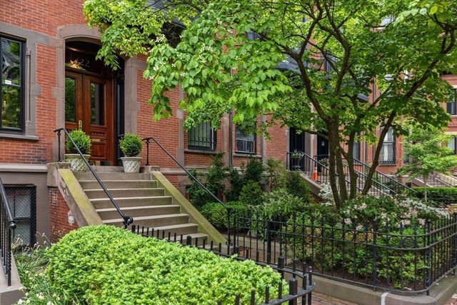 122 Marlborough Street, Boston, MA 02116