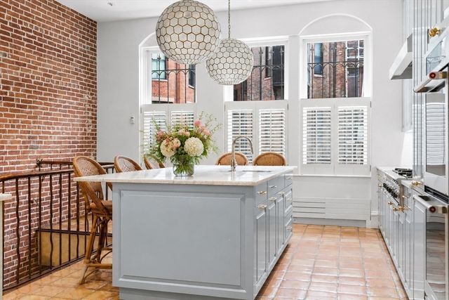 122 Marlborough Street, Boston, MA 02116