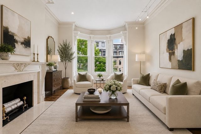 122 Marlborough Street, Boston, MA 02116