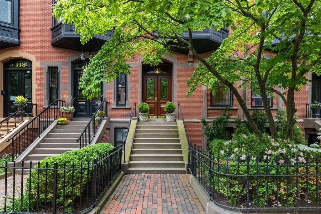 122 Marlborough Street, Boston, MA 02116