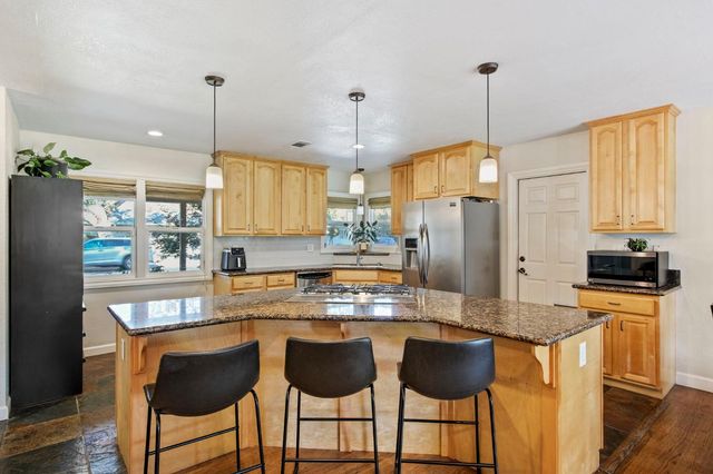 1214 Purdue Ave, Modesto, CA 95350