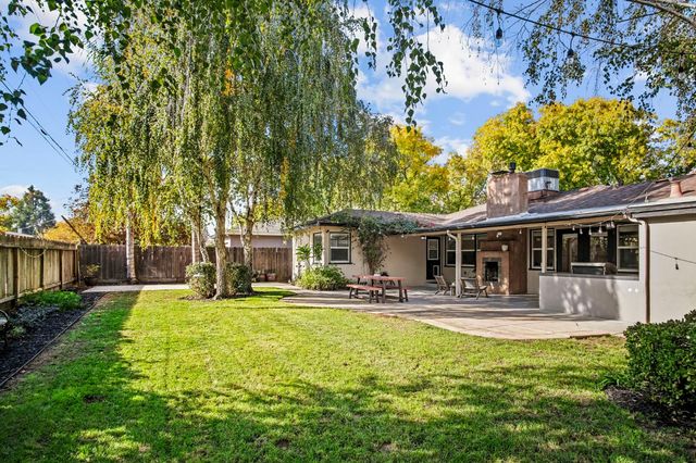 1214 Purdue Ave, Modesto, CA 95350