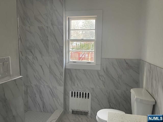 166 Midwood Road, Paramus, NJ 07652