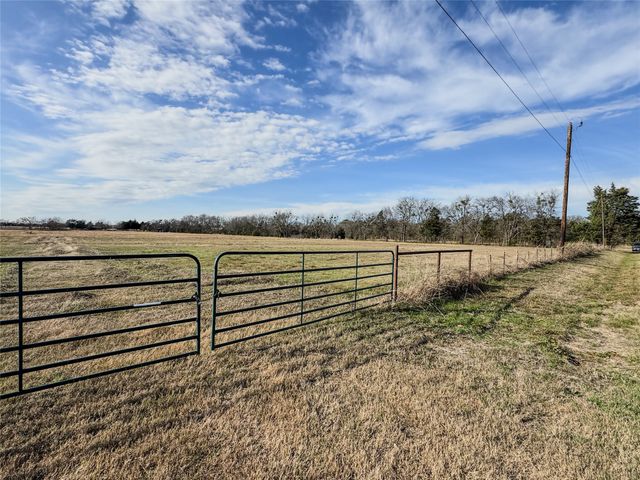4584 County Road 3521, Greenville, TX 75402