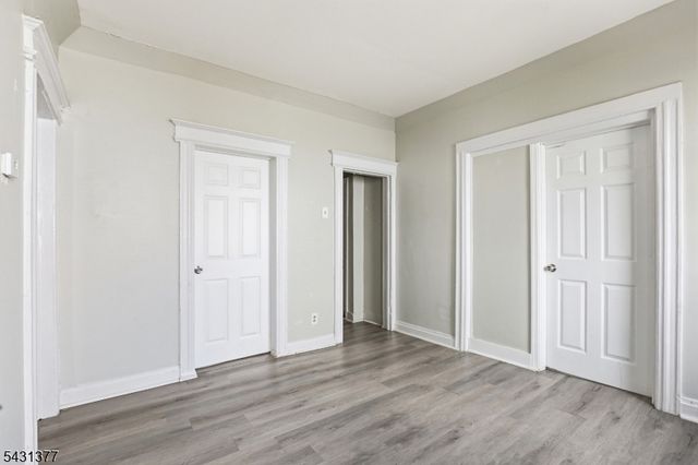 184 W Runyon St, Newark City, NJ 07108