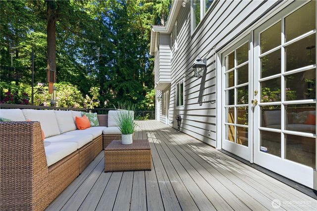 13555 NE 54th Place, Bellevue, WA 98005