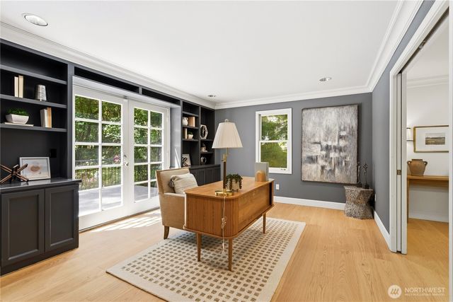13555 NE 54th Place, Bellevue, WA 98005