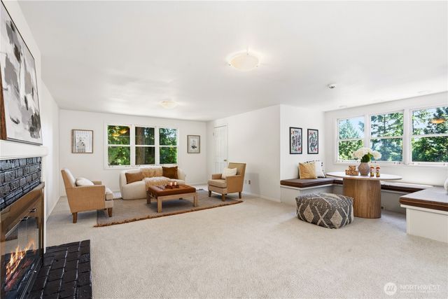 13555 NE 54th Place, Bellevue, WA 98005