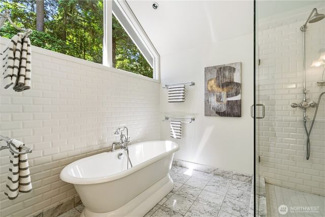 13555 NE 54th Place, Bellevue, WA 98005