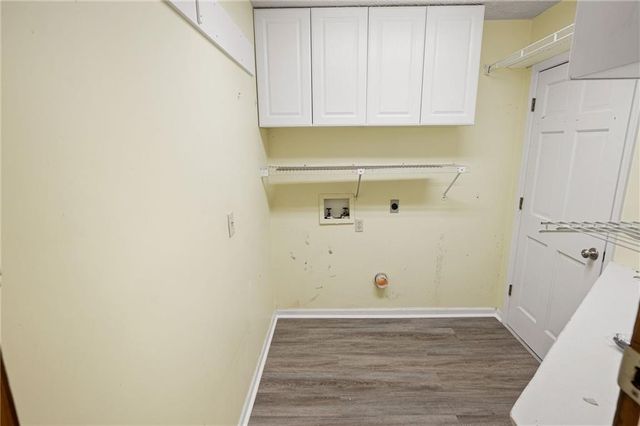 3625 Woodlark NE Drive, Roswell, GA 30075