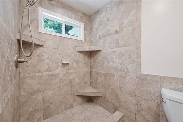 3625 Woodlark NE Drive, Roswell, GA 30075