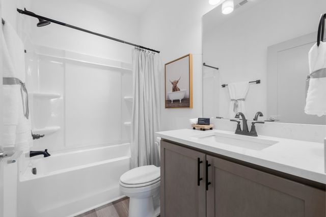 907 Harper Lndg, Chapel Hill, TN 37034